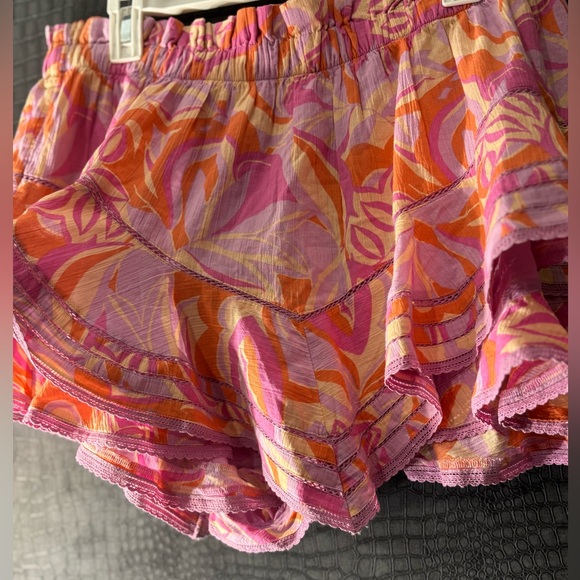 aerie vibrant pink & orange ruffled shorts NWT🧡🩷 - Picture 3 of 6